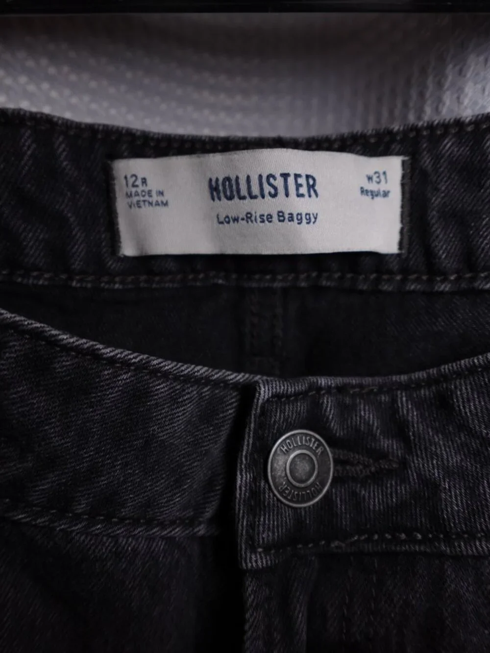 Hollister worn few